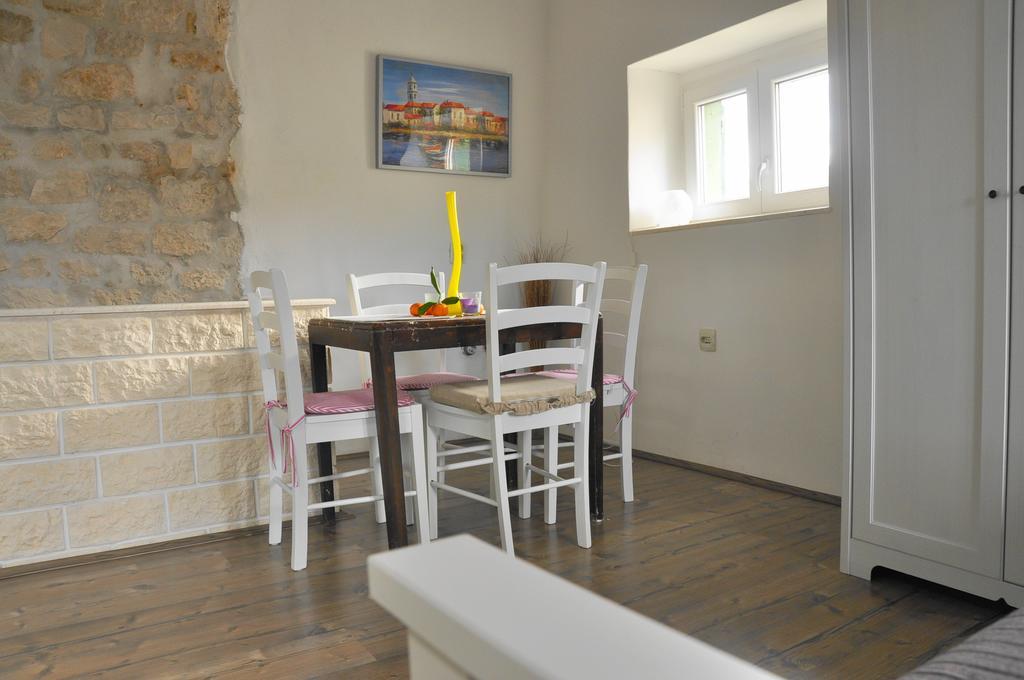 Apartment Ana Trogir Quarto foto