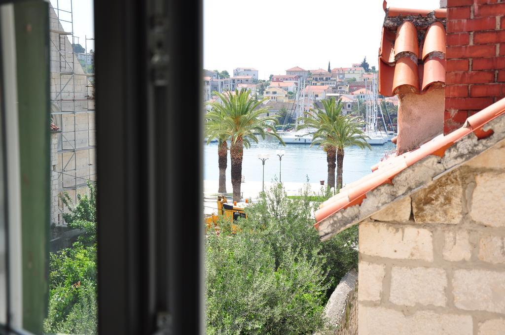 Apartment Ana Trogir Quarto foto